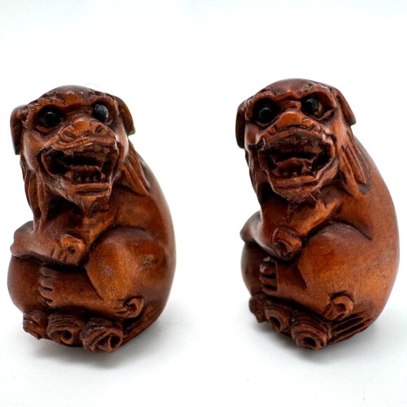 Ojime Netsuke 2 Foo Dog Lion Figurines Hand-Carved Boxwood Signed No Hole #4.1 - Picture 1 of 5